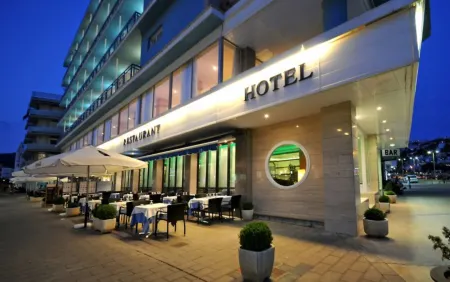 Hotel Ramblamar Отели рядом с достопримечательностью «Aquabrava»