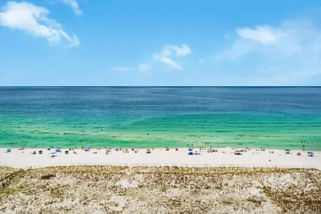 Santa Rosa Towers Unit 1202 Отели рядом с достопримечательностью «Pensacola Beach Gulf Side Artificial Reef»