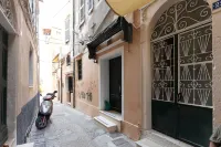 Casa Moderna -Two Bedroom Apartment