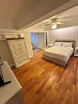 BillyMoe’s Bungalow, A low key 3 Bedroom house with lake view.
