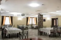 Hotel Khanaka - parking
