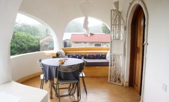 Captivating 1-Bed Apartment, with a Nice Garden