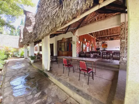 Comfy Dhows Hotel, Kilifi