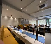 Hotel Poonam Residency فنادق في Wardha