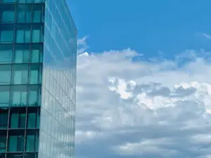 레벨럽  아파트먼트  스플리트