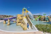 Family Selection at Grand Palladium Kantenah Resort & Spa - All Inclusive