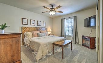 Modern Lakeside Golf Course Retreat w/ Deck!