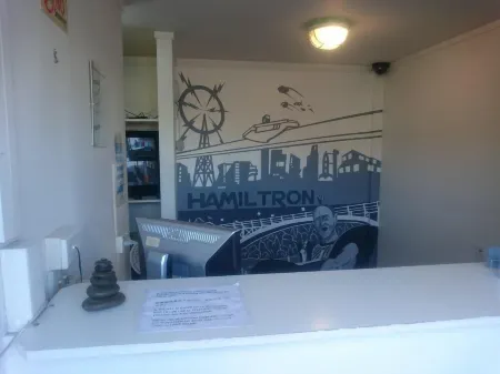 Microtel Lodge Hamilton - Hostel Отели рядом с достопримечательностью «Университет Уэйкато»