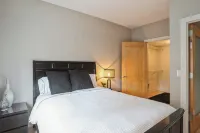Cozy 1-bedroom condo in the heart of Des Moines