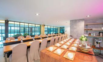 Mayson Place Hotel