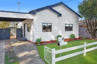 Cosy Cottage in the heart of Ettalong