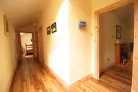 Honeysuckle Cottage, perfect rural retreat, lots of activities from house