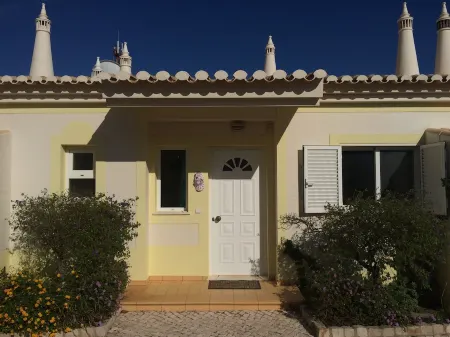 Gorgeous House in the Beautiful Western Algarve.