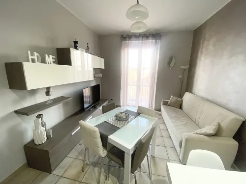 At your home: charming one-bedroom apartment