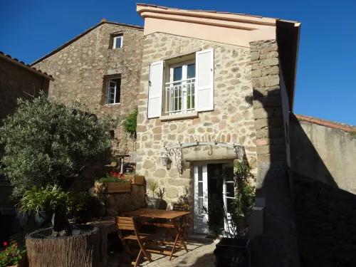 APPIETTO, character house near Ajaccio in CorsicaBetween sea and maquis" Hotels in Appietto