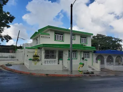 La Casita Verde in Cupey - Villa with Pool/Hot Tub