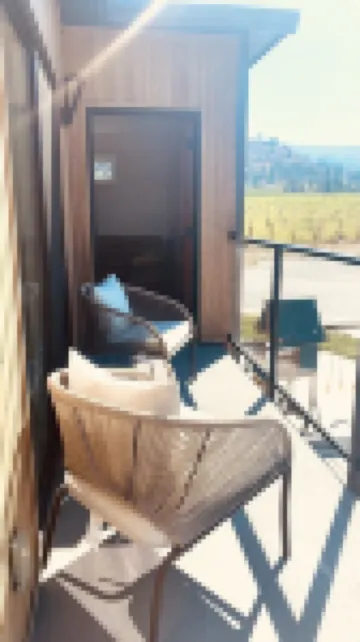 City Edge Retreat | Naramata Wine Gateway | Wine, Lake, Repeat