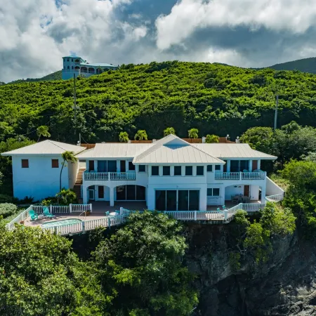 The Villa at Rainbow Cliffs