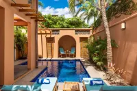 NEW-LISTING-Beautiful Villa Steps From The Beach. - Villas