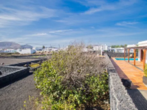 A2 Casas Y Villas juan y juani lanzarote (tomaren) Free WiFi Hotels in San Bartolome