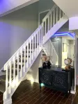 Newly remodeled modern townhouse -15 minutes from Honeymoon Island.