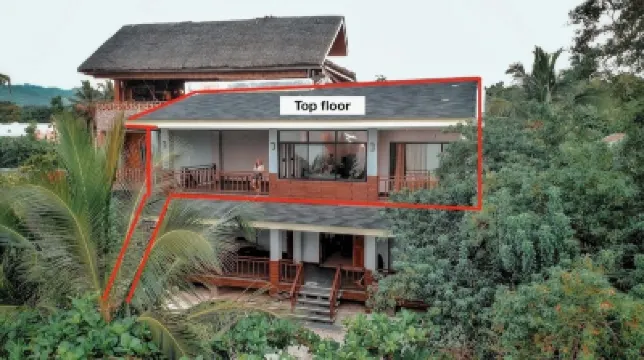 Juvy's Beach House - Entire top floor of exclusive villa just by the beach Hotels near Siquijor