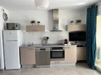 CALVI, T2, Sea view, Wifi, beach and center 5 mn away, Air-conditioned, 4personnes - 2-Star