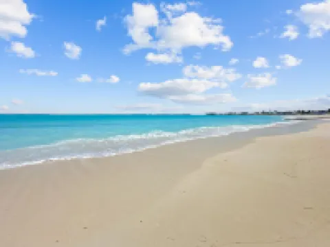 Golf Cart Included, Cat Island Villa, Treasure Cay, Bahamas
