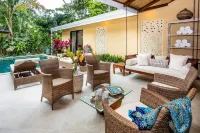 Luxury and Privacy 3 King Suites Central Location - 4-Star