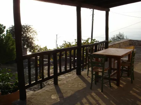 House with character, very quiet, tastefully decorated