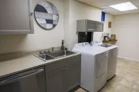 Convenient 3 bedroom near Olde Town Arvada!