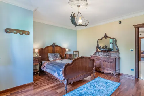 Spacious characteristic house quietly located near Tongeren center.