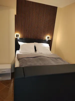 Ferienwohnung Direkt am Meer Erste Reihe Insel Vir 25km von Zadar Hotels in Vir