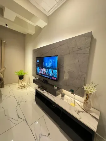 The Walnut: 1BHK Luxury Apt : Self Check-in Отели рядом с достопримечательностью «Раджа Базар»