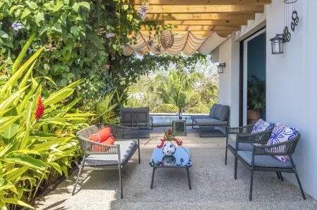 Casa Desierto: Mountain view Luxury Home!