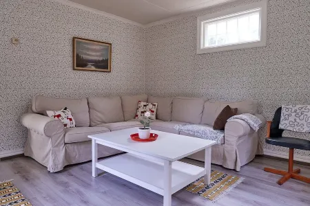 Lekvattnet - Gemütliches Haus mit Seeblick