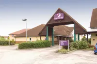 Premier Inn Derby West Hotel a Mackworth