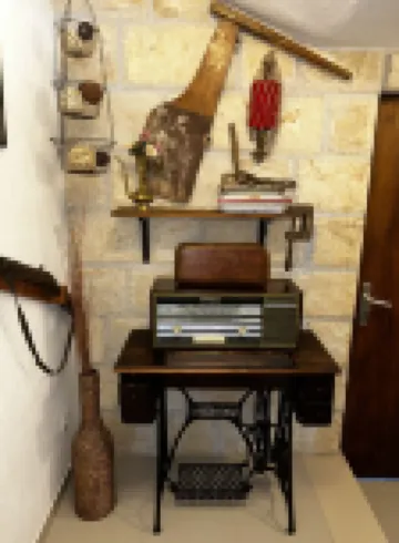 Seafront villa, sandy beach, heated pool, sauna, fitness,.