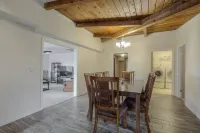 The Farmhouse in a Quiet Location Near the Metro