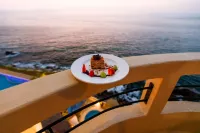 Ocean Front Villa, Hot Tub, Heated Pool, Chef, Beach, Multiple Terraces, 10 beds