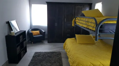 4 bedroom ocean front house in Las Conchas