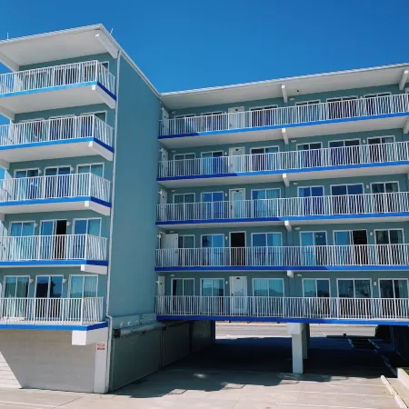 El Coronado Resort