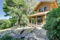 Historic Nature Lovers Cabin on Farm in Paonia! - 3-Star