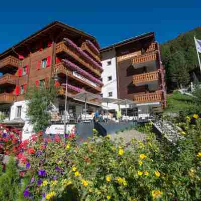 Hotel Ambiance Hotel Exterior