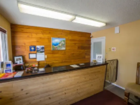 Westwood Motel 100 Mile House Hotels in 100 Mile House