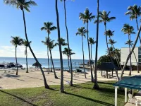 บรีซี่ปาล์มสรีสอร์ท