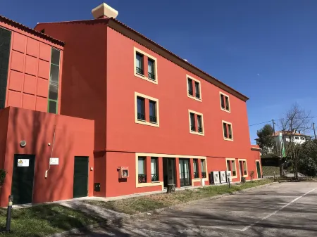 Viseu Garden Hotel Отели в г. Визеу