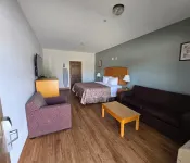 Whitesboro Inn & Suites