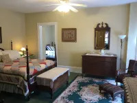 Evangeline's Tower Bed & Breakfast Hotels in Parrsboro