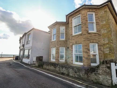 Coronation House Hotels in Seaview
